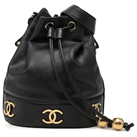 Schwarze Kaviar Triple CC Zugbeutel von Chanel