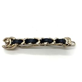 Fermaglio Turnlock Coco Mark B21S di Chanel
