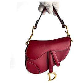 Borsa a mano in pelle di vitello ultrasmooth mini sella senza tracolla rosso ciliegia - Dior