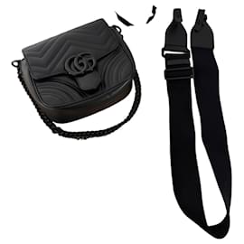 Gucci Leder GG Marmont Schultertasche