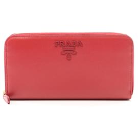 Rotes Leder Langwallet von Prada