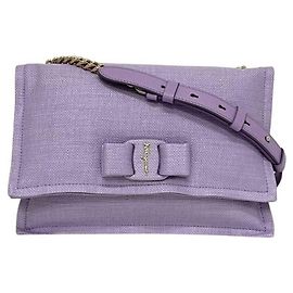 Borsa a spalla Vara Viva Bow Viola di Salvatore Ferragamo