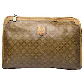 Céline Clutch de cuero monograma Triomphe vintage de Celine beige dorado marrón