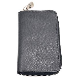 Porte-monnaie Zippy en Taiga Louis Vuitton