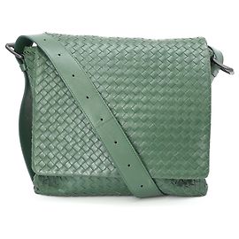 Grüne Intrecciato Schultertasche von Bottega Veneta