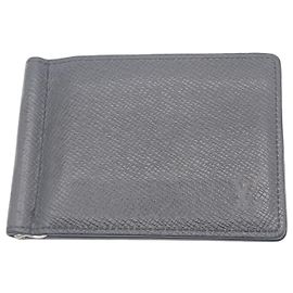Louis Vuitton Taiga Portefeuille Pince Wallet