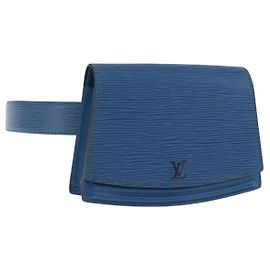 LOUIS VUITTON Pochete Tilsitt Epi Azul M52605 LV Auth BA10893