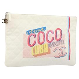 CHANEL Borsa Clutch Matelassé in Tela Bianca Argento CC Auth 172468V