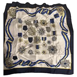 Foulard in seta ARA decorato con medaglie - Autre Marque