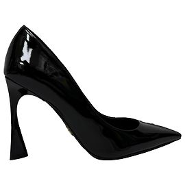 Stella Mc Cartney Pumps Elsa Stella McCartney in pelle verniciata nera