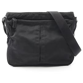 Schultertasche aus schwarzem Nylon von Prada