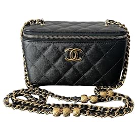 Chanel Vanity Case em couro caviar preto