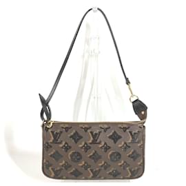Monogramm Pailletten Pochette Accessoires von Louis Vuitton