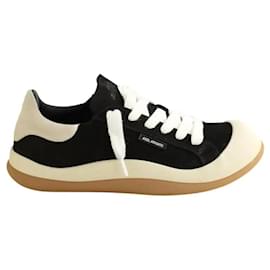 Baskets basses noires - Axel Arigato
