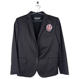 Blazer a rayas con pin de insignia bordado Safety Pin de Balmain por Decarnin SS11