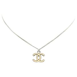 Chanel coco Mark necklace