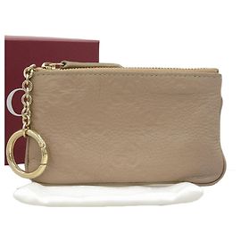 Beige Leder-Schlüsselanhänger mit GG-Emblem von Gucci