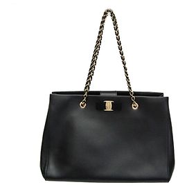 Vara Chain Schultertasche von Salvatore Ferragamo