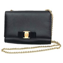 Borsa a Spalla Vara Ribbon Chain di Salvatore Ferragamo