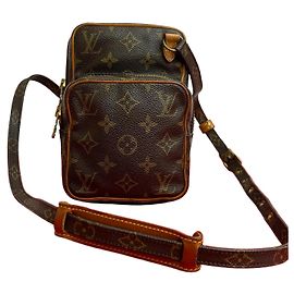 Borsa a Spalla in Pelle Monogram Amazon di Louis Vuitton