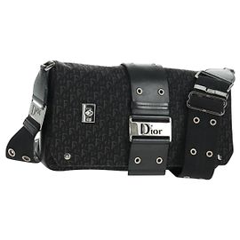 Borsa a Spalla Christian Dior Trotter in Tela Street Chic Nera Argento Auth 168745V