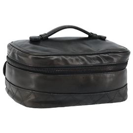 CHANEL Sac Vanity Bicolore en Cuir Noir CC Auth bs33805