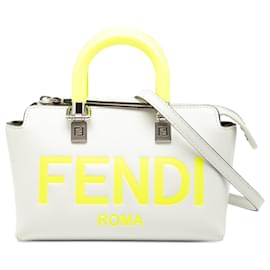 Fendi Mini Borsa in Pelle Bianca By The Way Roma