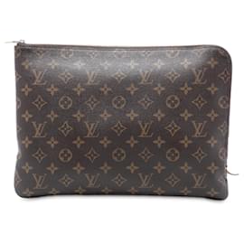 Estuche de Viaje MM Monograma Marrón Louis Vuitton