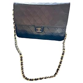 Chanel Classic Double Flap Media Nera in Pelle d'Agnello Oro 24k