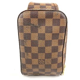 Borsa a spalla/fanny pack Damier Geronimos di Louis Vuitton