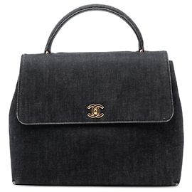 Borsa Chanel Kelly in denim nero con CC
