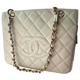 Chanel Grand Shopping in pelle caviar bianco