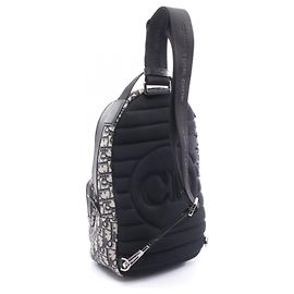 Sac à bandoulière mini Dior Rider de Christian Dior