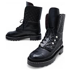 NUEVAS BOTAS DE COMBATE CHANEL G33185 39 EN CUERO QUILTED - Chanel