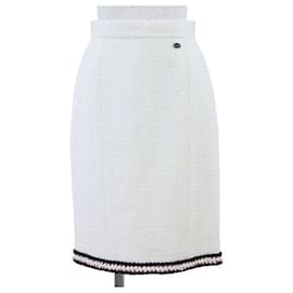 Chanel P38607 Tweed-Woll-Seidenrock