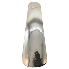 Tiffany & Co. Nike Calçador de Prata Esterlina Limitado