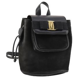Zaino Vara Ribbon in pelle nera e oro Auth 172240 di Salvatore Ferragamo