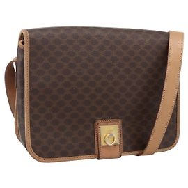 Céline CELINE Macadam Canvas Schultertasche aus PVC-Leder Braun Gold Auth 170071