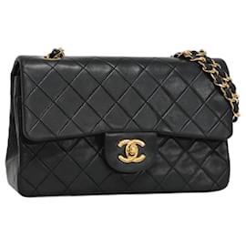 Timeless Chanel XXL travel classic flap bag Black Leather ref