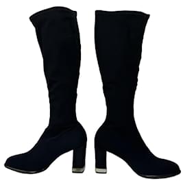 Stivali con tacco sintetici Fendi vintage neri EU37