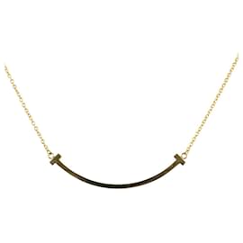 Collana T Smile Small in oro giallo 18K di Tiffany & Co.