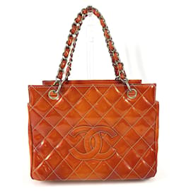 CHANEL Tasche aus gestepptem Matelassé mit CC Coco Logo