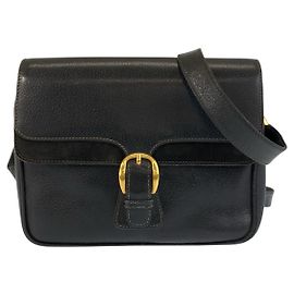 Gucci Schultertasche aus Wildleder