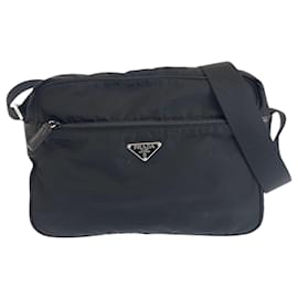 Borsa a spalla Prada in nylon tessuto con logo triangolare