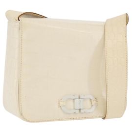 Gancini Schultertasche aus geprägtem Leder Salvatore Ferragamo Weiß Gold Auth BSZ079
