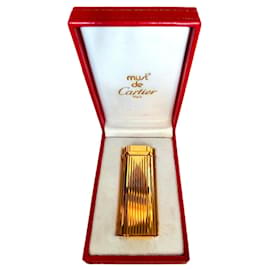 Cartier Oval gas lighter in ruby