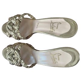 Christian Louboutin MARIBIS NAPPA PLATINO