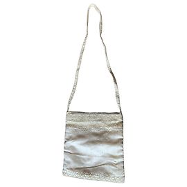 Autre Marque Laura Ashley Schultertasche aus elfenbeinfarbener Seide mit Perlen