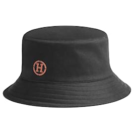 HERMÈS CHAPÉU DE PESCADOR "FRED H CIRCLE" EM ALGODÃO. - Hermès