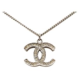 Collana pendente in strass argento CC di Chanel